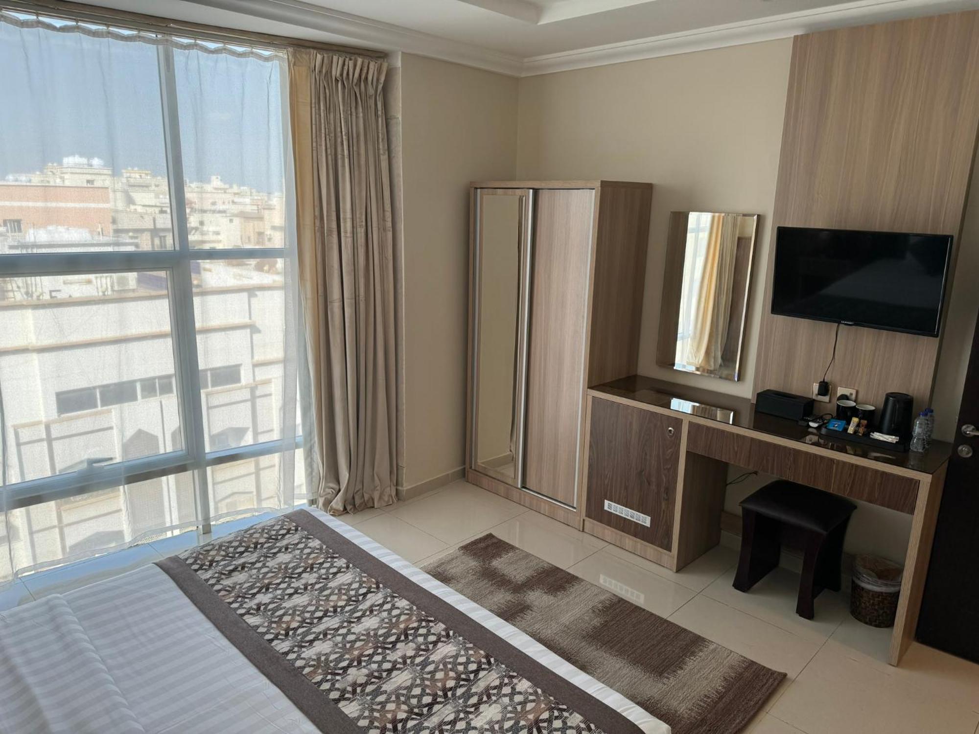 Primotel Suites As Salamah Jeddah Exterior photo